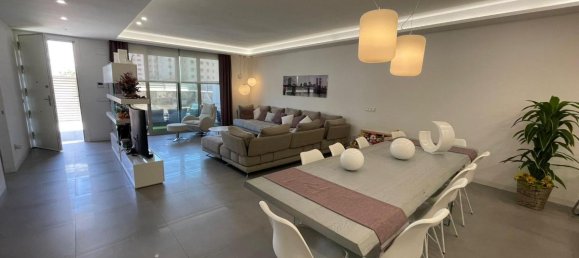 Apartamento de 3 dormitorios en Guardamar del Segura, Spain No. 13399 6