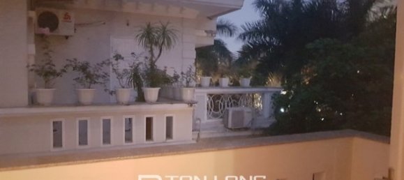 4 bedrooms Villa in Tay Ho, Vietnam No. 1800 10