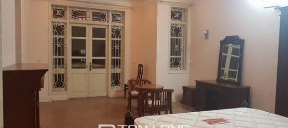 4 bedrooms Villa in Tay Ho, Vietnam No. 1800 7