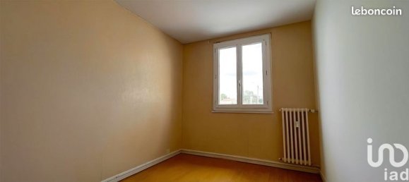 2 bedrooms Apartment in Niort, France No. 305274 5