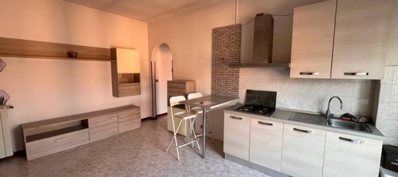 3 rooms Apartment in Cremona, Italy No. 149982 5