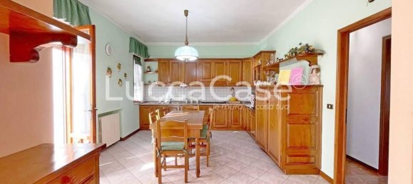 Вилла с 8 комнатами в Капаннори, Италия № 133725 7