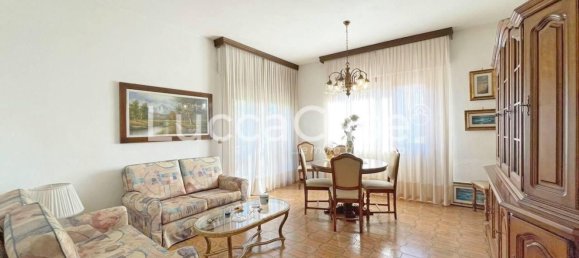 Вилла с 8 комнатами в Капаннори, Италия № 133725 9