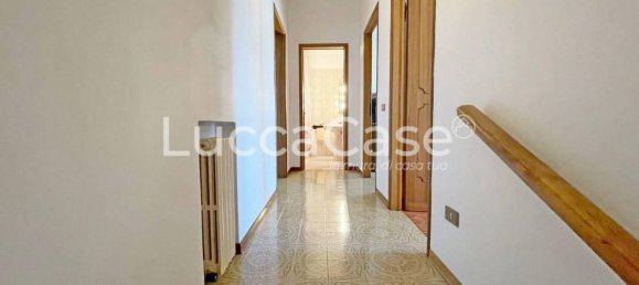 Вилла с 8 комнатами в Капаннори, Италия № 133725 16