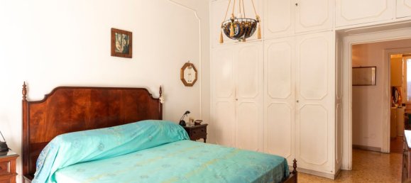 8 bedrooms Apartment in Naples, Italy No. 117621 13