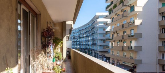 8 bedrooms Apartment in Naples, Italy No. 117621 8