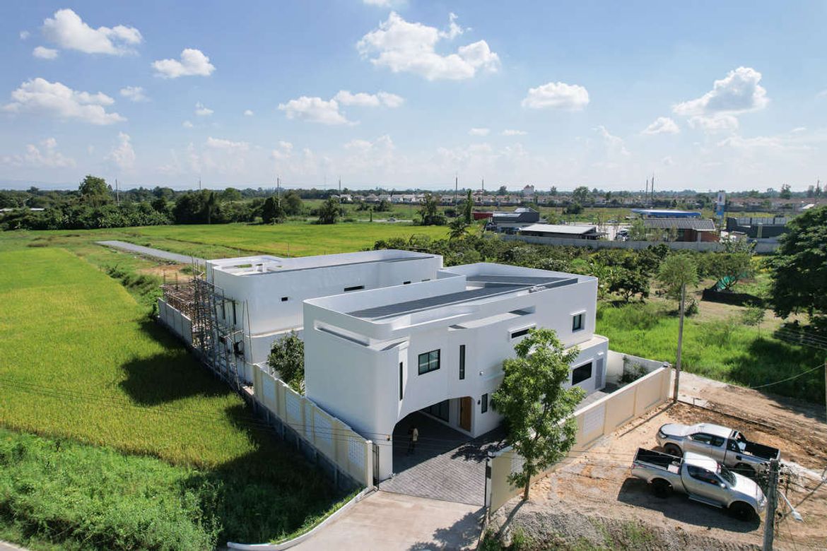 4 bedrooms House in Chiang Mai, Thailand No. 26968