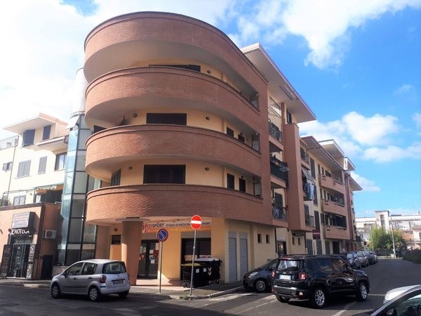 Apartamento de 2 divisões em Guidonia Montecelio, Italy N.º 130679