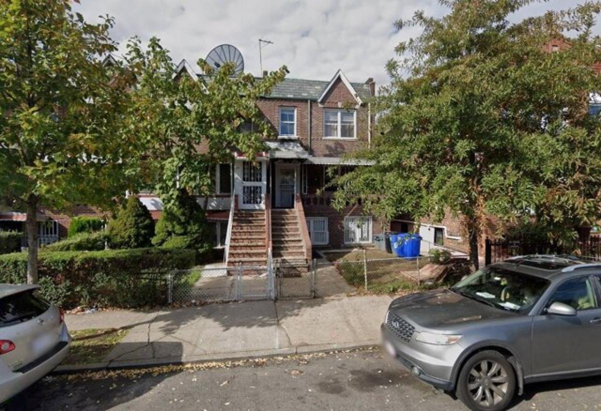 9 bedrooms House in Brooklyn, USA No. 248176