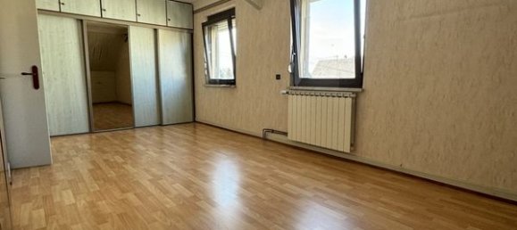 3 bedrooms House in Brumath, France No. 270855 5