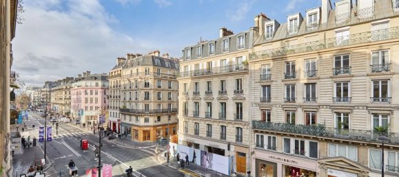 3 bedrooms Apartment in Paris, France No. 121710 16