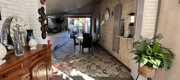 Adosado de 6 habitaciónes en Beauvais, France No. 230536 4