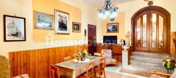 Apartamento de 3 dormitorios en Cesinali, Italy No. 206965 11