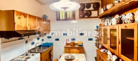 Apartamento de 3 dormitorios en Cesinali, Italy No. 206965 27