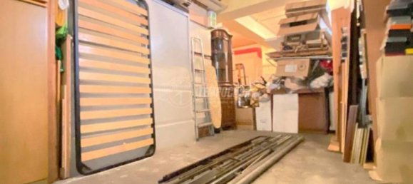 78m² Warehouse in Turin, Italy No. 275106 3