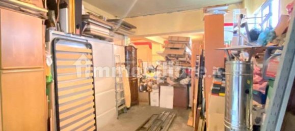 78m² Warehouse in Turin, Italy No. 275106 2