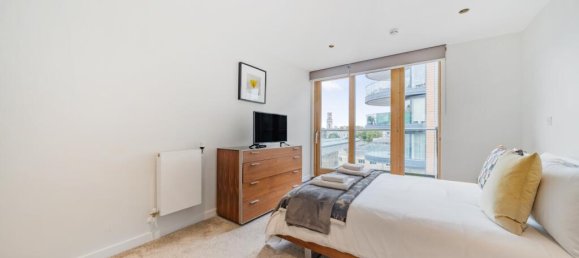 1 bedroom Apartment in London, United Kingdom No. 13471 4