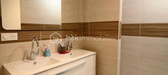 4 bedrooms House in Saint-Brevin-les-Pins, France No. 100747 11