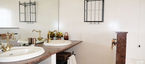 13-Zimmer Haus in Pianella, Italy, Nr. 37467 37