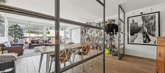 Квартира с 3 спальнями в Париж, Франция № 110330 7