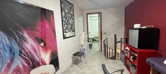 Imóvel comercial de 1 divisão em Naples, Italy N.º 21962 18