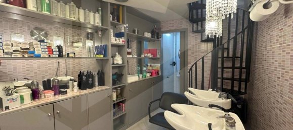 Imóvel comercial de 1 divisão em Naples, Italy N.º 21962 13