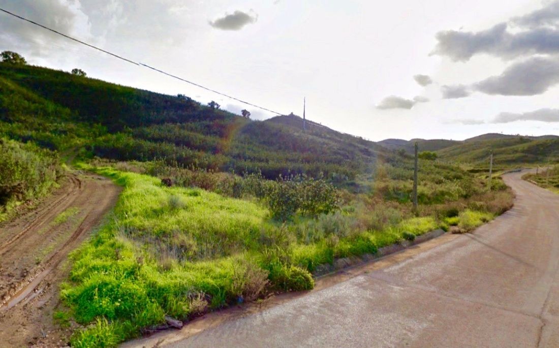 140000m² Land in Portimao, Portugal No. 77548