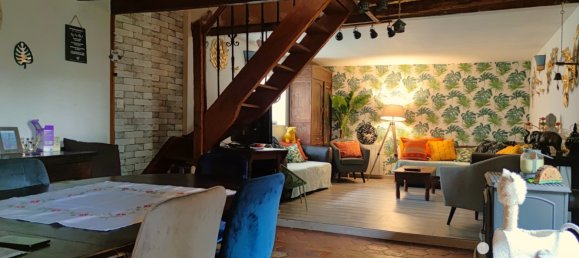 2 bedrooms House in Dreux, France No. 256600 3