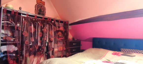 2 bedrooms House in Dreux, France No. 256600 7