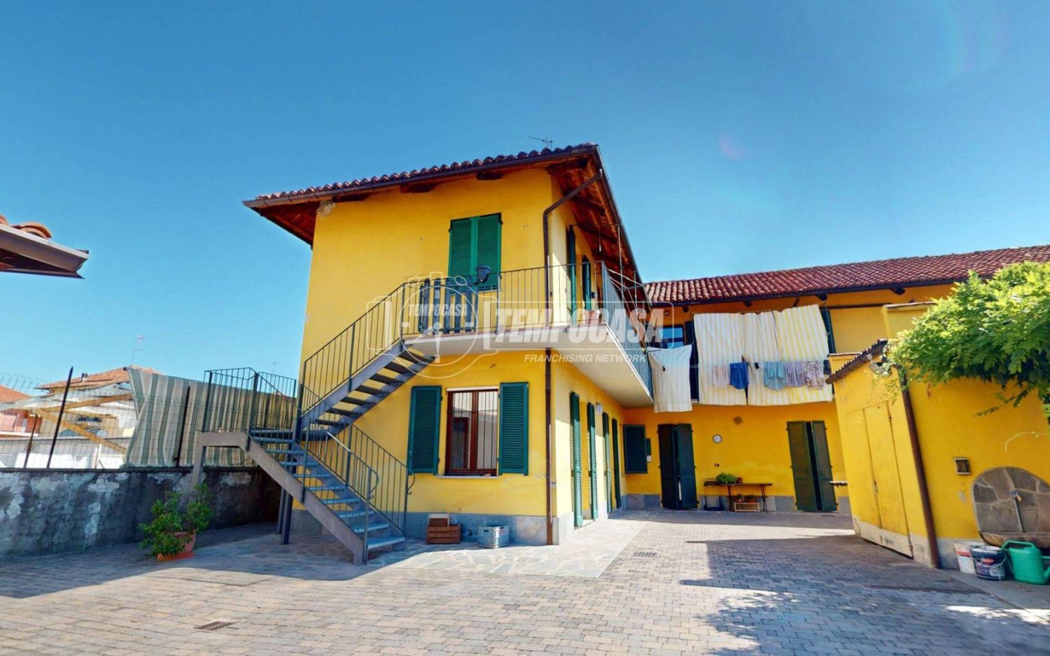 Apartamento de 1 dormitorio en Bra, Italy No. 284568
