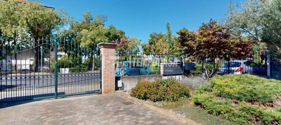 Apartamento de 1 dormitorio en Bra, Italy No. 284568 3