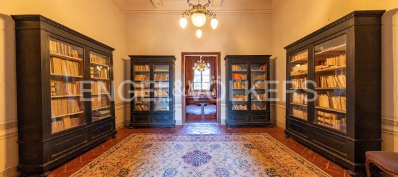 Edificio de 10 dormitorios en Marsciano, Italy No. 132541 14