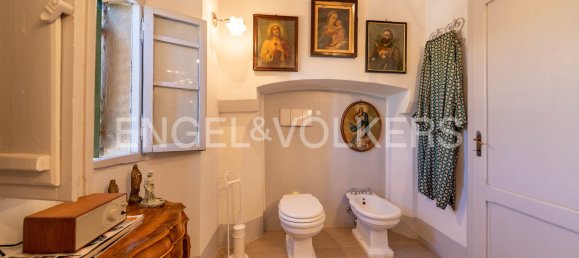 Edificio de 10 dormitorios en Marsciano, Italy No. 132541 25