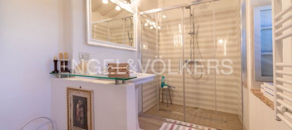 Edificio de 10 dormitorios en Marsciano, Italy No. 132541 24