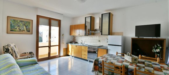 3 rooms Apartment in Porto Sant'Elpidio, Italy No. 26818 2