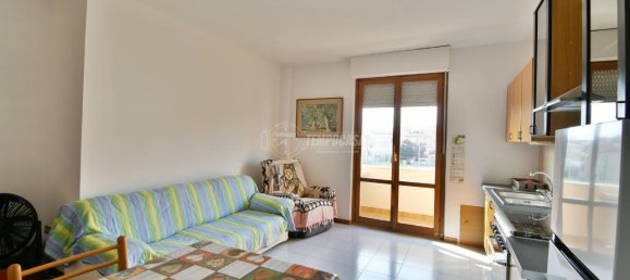 3 rooms Apartment in Porto Sant'Elpidio, Italy No. 26818 3