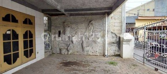 5 bedrooms House in Kalideres, Indonesia No. 1357 2