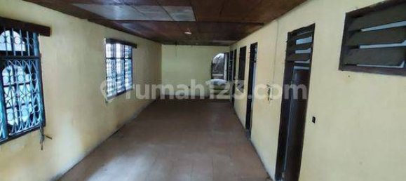 5 bedrooms House in Kalideres, Indonesia No. 1357 3