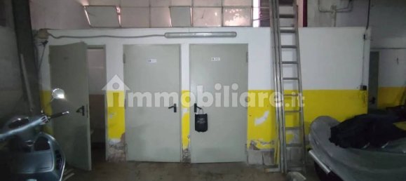 1100m² Commercial property in Catania, Italy No. 221906 2