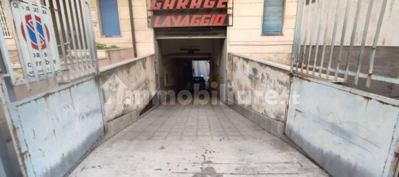1100m² Commercial property in Catania, Italy No. 221906 8