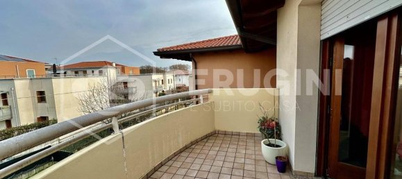 Apartamento de 2 divisões em Udine, Italy N.º 36795 5