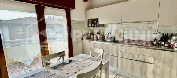 Apartamento de 2 divisões em Udine, Italy N.º 36795 3