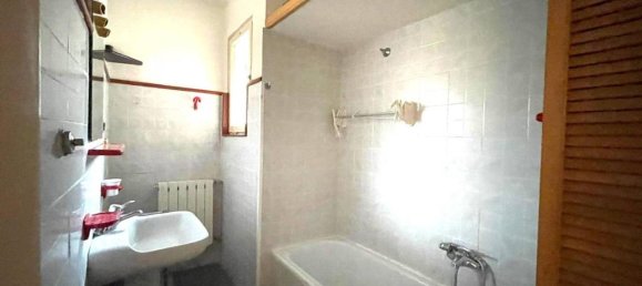 2-salle Appartement à Rome, Italy No. 34110 4