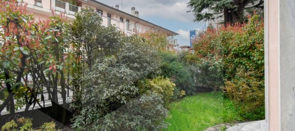 4-salle Villa à Parabiago, Italy No. 21401 7