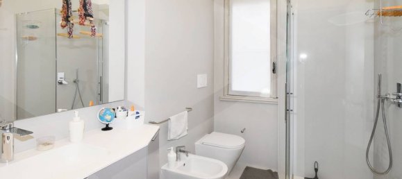 4-salle Villa à Parabiago, Italy No. 21401 22