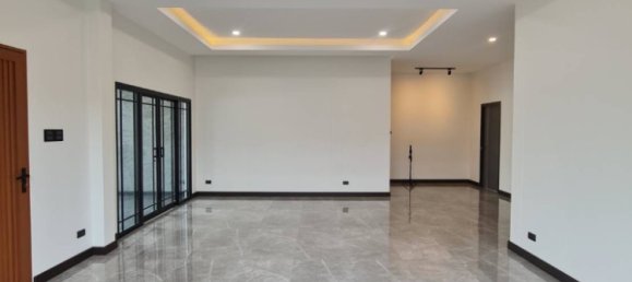 Café/restaurante de 3 dormitorios en Pattaya, Thailand No. 23025 7