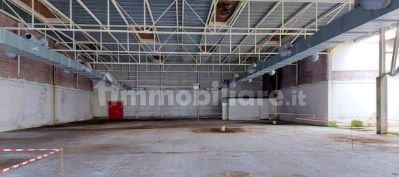 Коммерческая недвижимость 1220м² в Конкордия Саджиттария, Италия № 326181 14