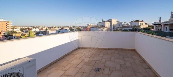 Villa de 5 dormitorios en Portimao, Portugal No. 18525 39