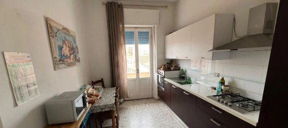 Apartamento de 4 dormitorios en Olbia, Italy No. 372259 4