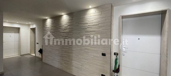 2 Schlafzimmer Wohnung in Caronno Pertusella, Italy, Nr. 134949 17